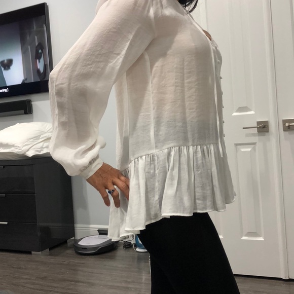 White Linen Blouse - Picture 4 of 6